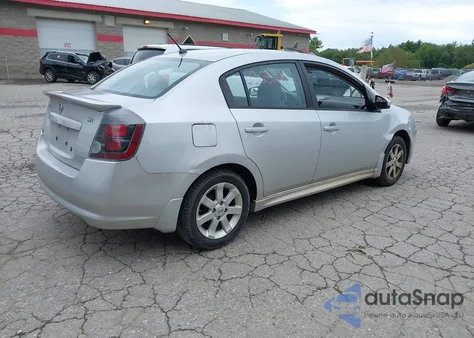 2011 Nissan Sentra 2.0Sr из США, поврежденный, VIN 3N1AB6AP7BL668691